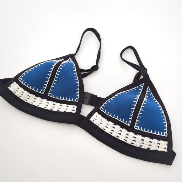 Triangl Women's Bikini Top Triangle Crochet Embroidery Neoprene Swimsuit Medium - Picture 2 of 5